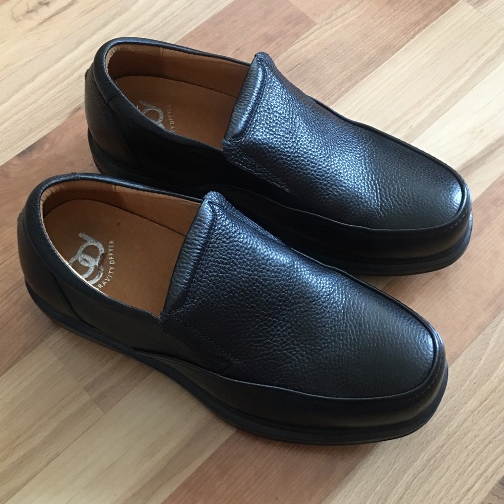 Gravity Defyer dress shoes